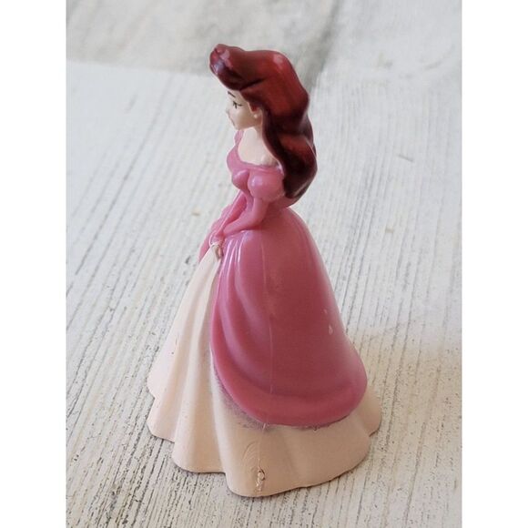 Princess Disney Little Mermaid Ariel toy figure royalty pink dress - Picture 2 of 5